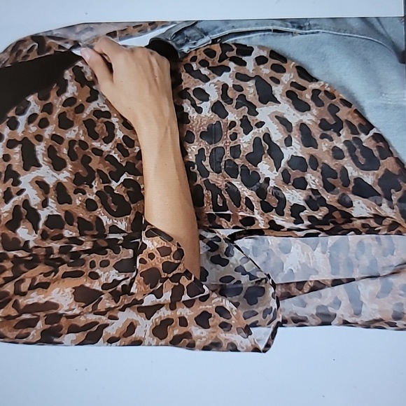 Boho Leopard Print Open Front Cover Up - Picture 4 of 7